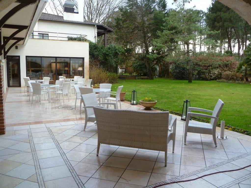 Relais De La Poste Hotel Magescq Exterior photo